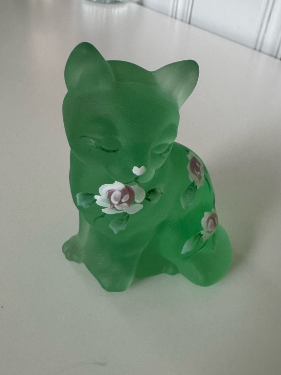 Fenton Other - Fenton Willow Green Satin Glass Cat Figurine w/ Hand Painted Flowers Signed